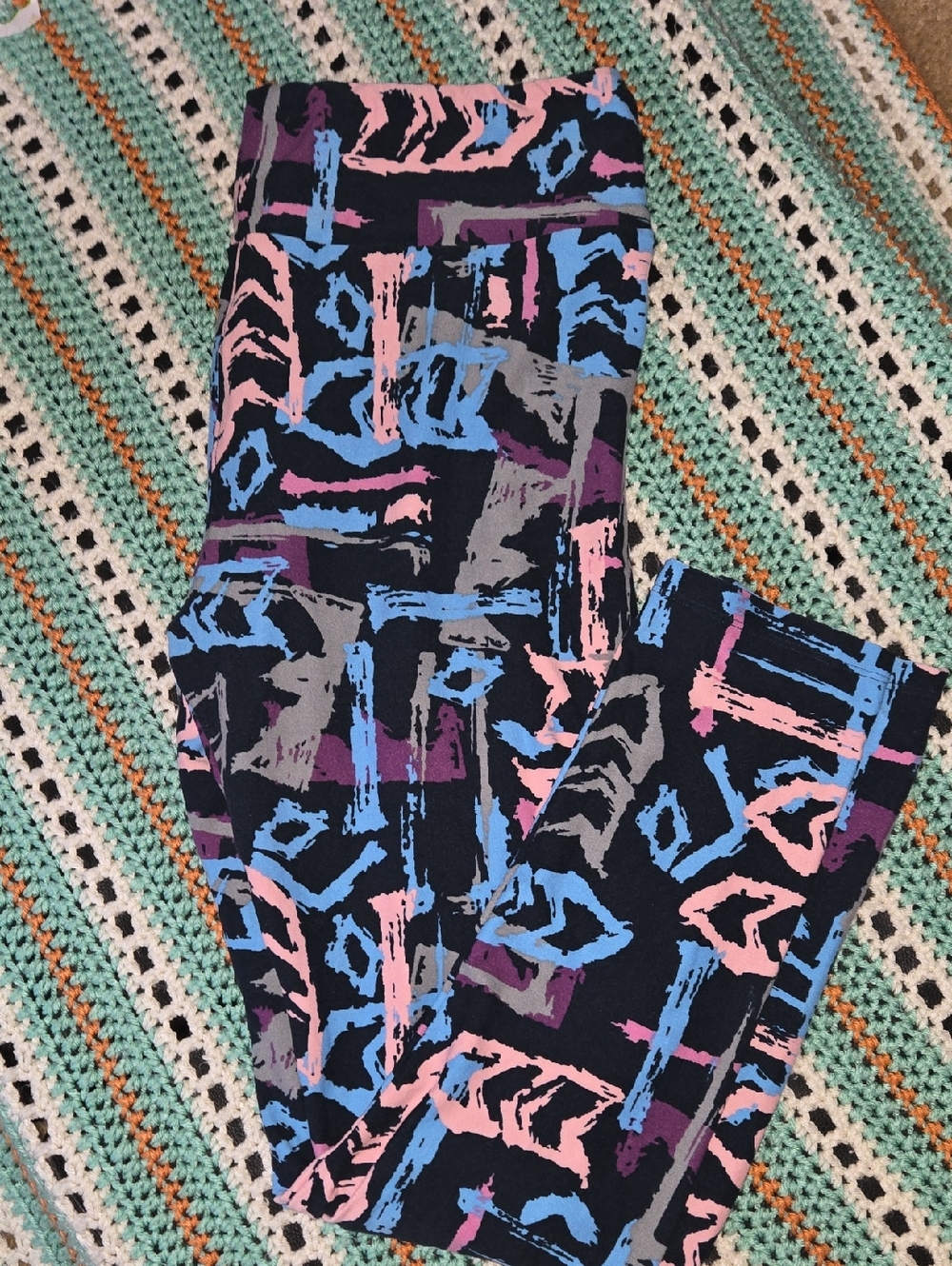 LulaRoe Abstract Leggings